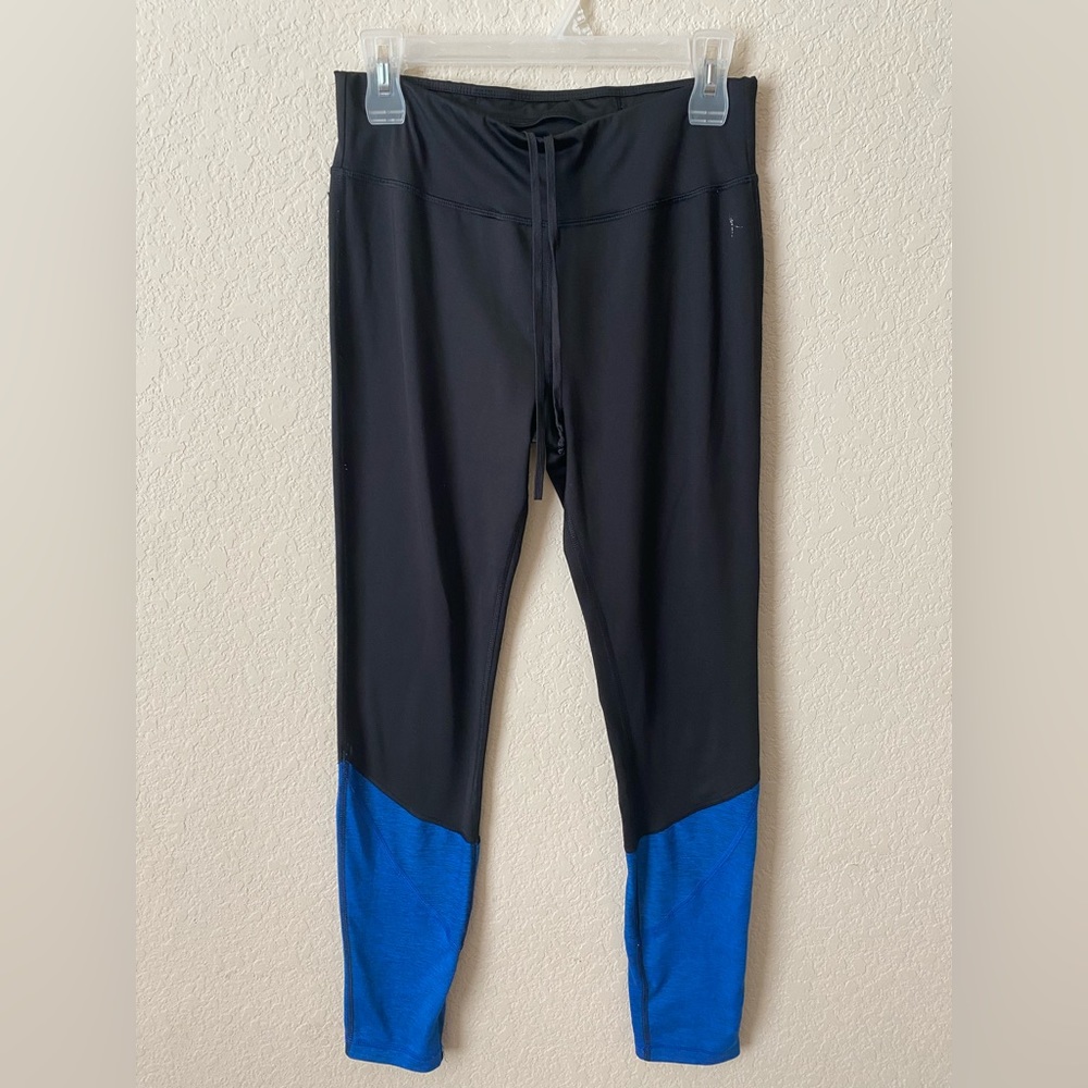 Danskin Now sports leggings